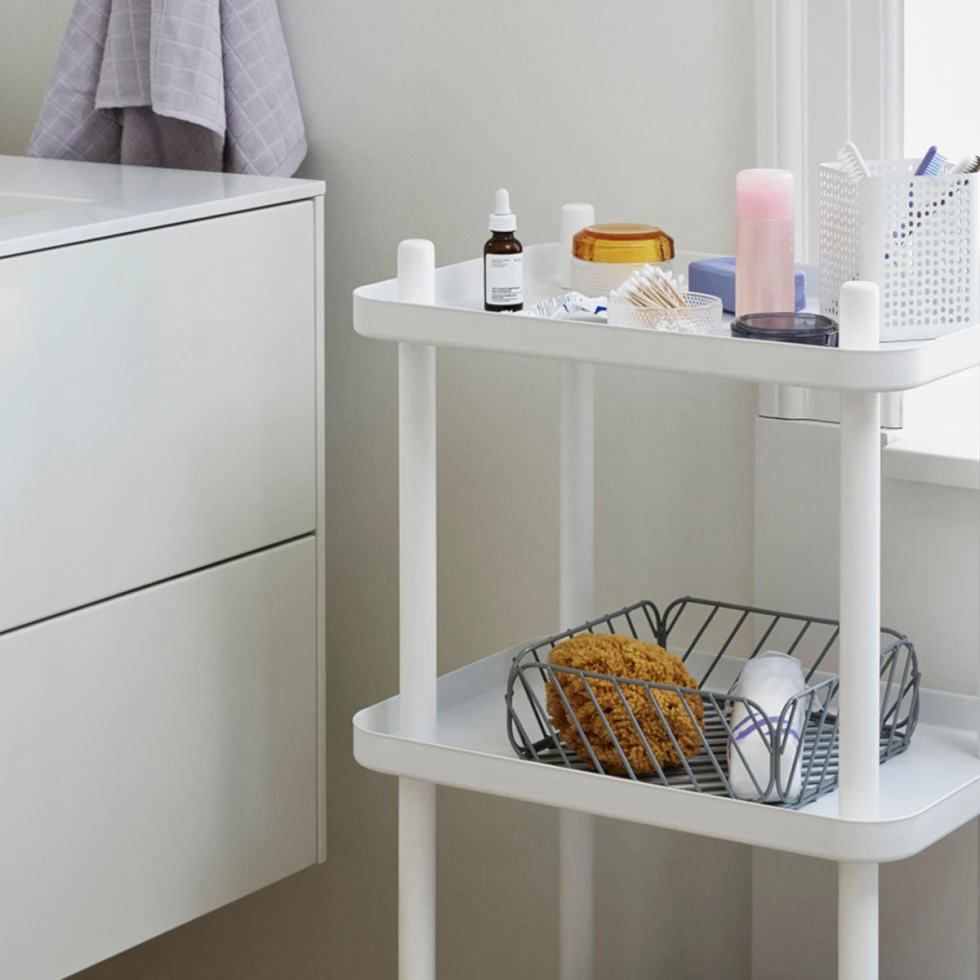 Idealny do różnych przestrzeni regał Block Shelf Normann Copenhagen