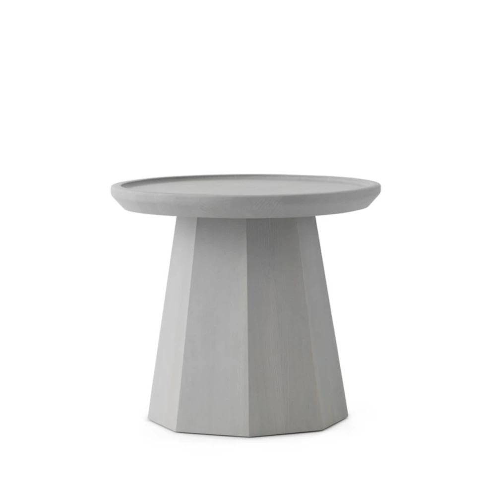 Jasnoszary stolik Pine Small Normann Copenhagen