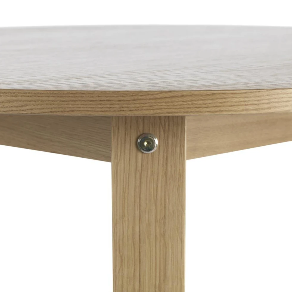 Dębowy solidny stół Slice Vol.2 Ø95 Oak Normann Copenhagen