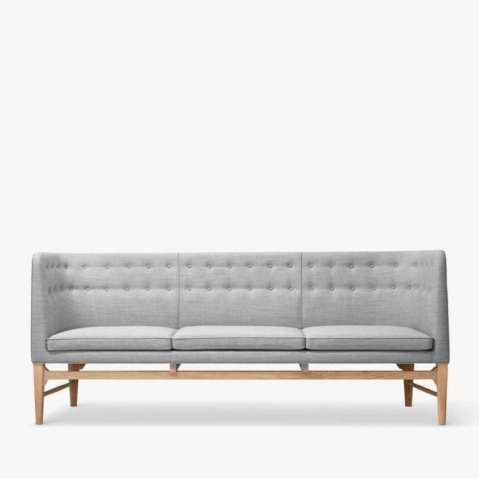 Komfortowa sofa Mayor AJ5 &Tradition