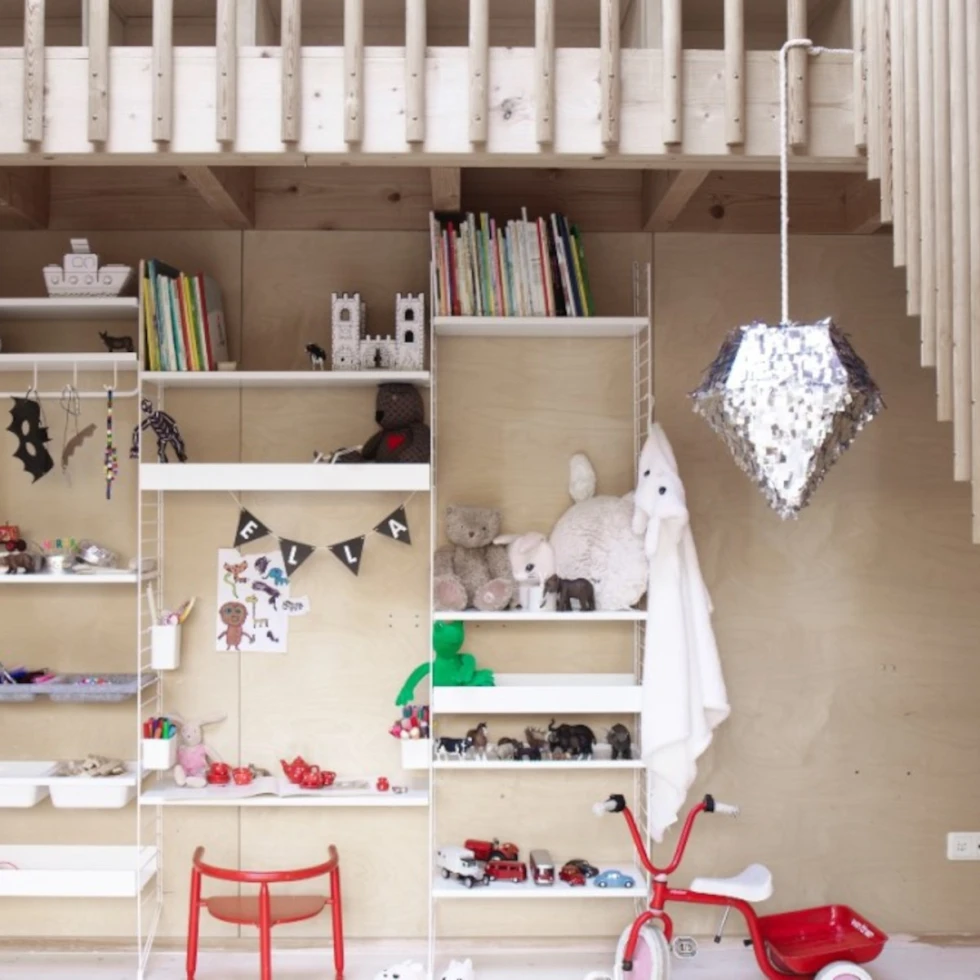 Systemy modułowe dla dziecięcych pokoi z serii Kids room marki String