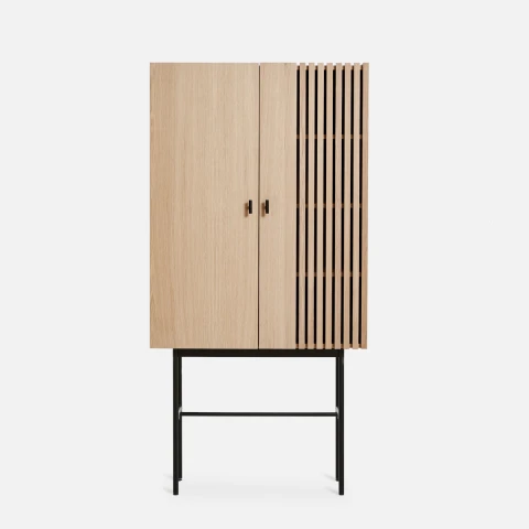 Wykonana z forniru dębowego komoda Array Highboard 80cm Woud