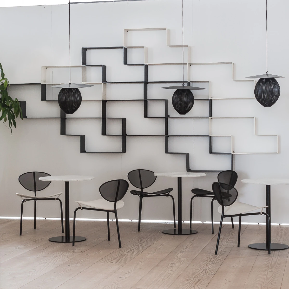 Półka wisząca Matégot Dédal