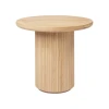 Jasny dębowy stolik wysoki Moon Ø60 Gubi