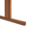 Stół Passerelle High Walnut HAY - detale drewnianej nogi