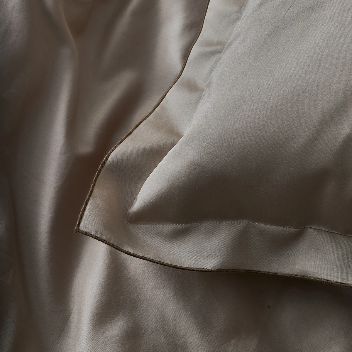 Komplet pościeli Classic Satin Sand NAP