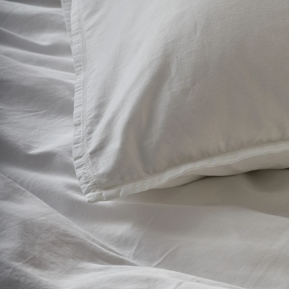 Komplet pościeli z bawełny satynowej Lizbona III White NAP