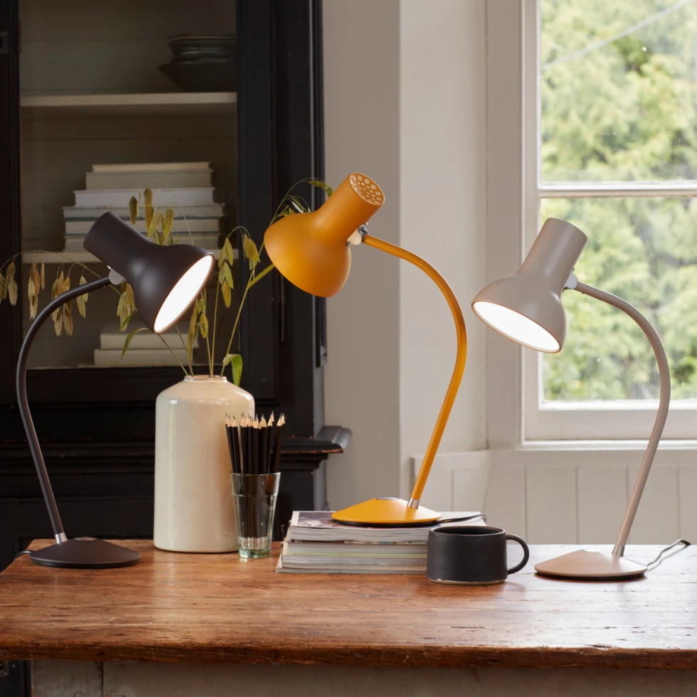 Aluminiowa lampa biurkowa Type 75 Mini Turmeric Gold Anglepoise