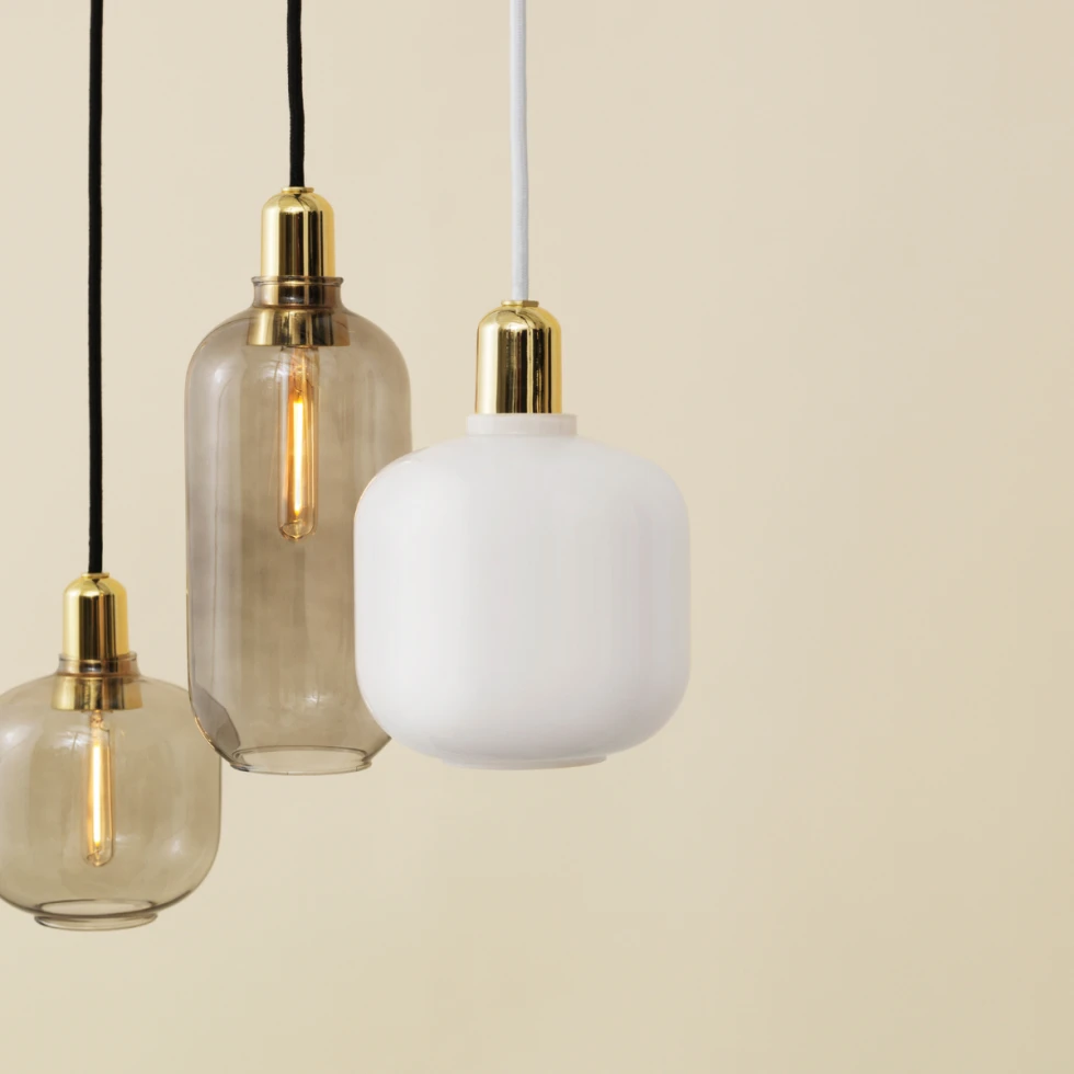 Lampa wisząca AMP Small Brass Normann Copenhagen