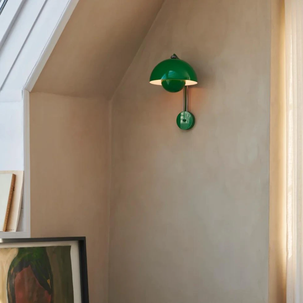 Lampa ścienna Flowerpot VP8 Signal Green​ &Tradition